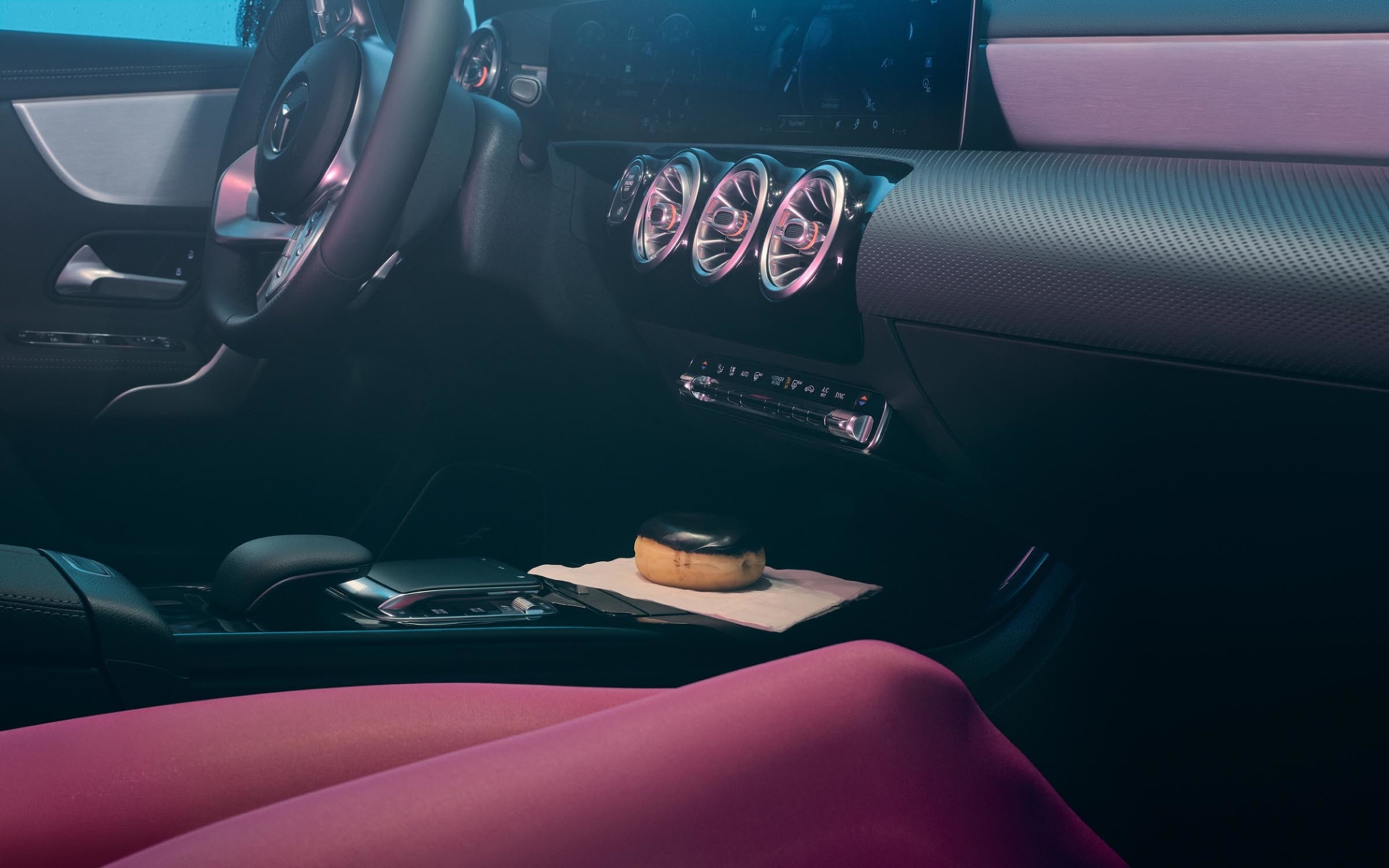 Qiu Yang for L’Officiel, Separation/Distance for Mercedes-Benz and Jaguar
