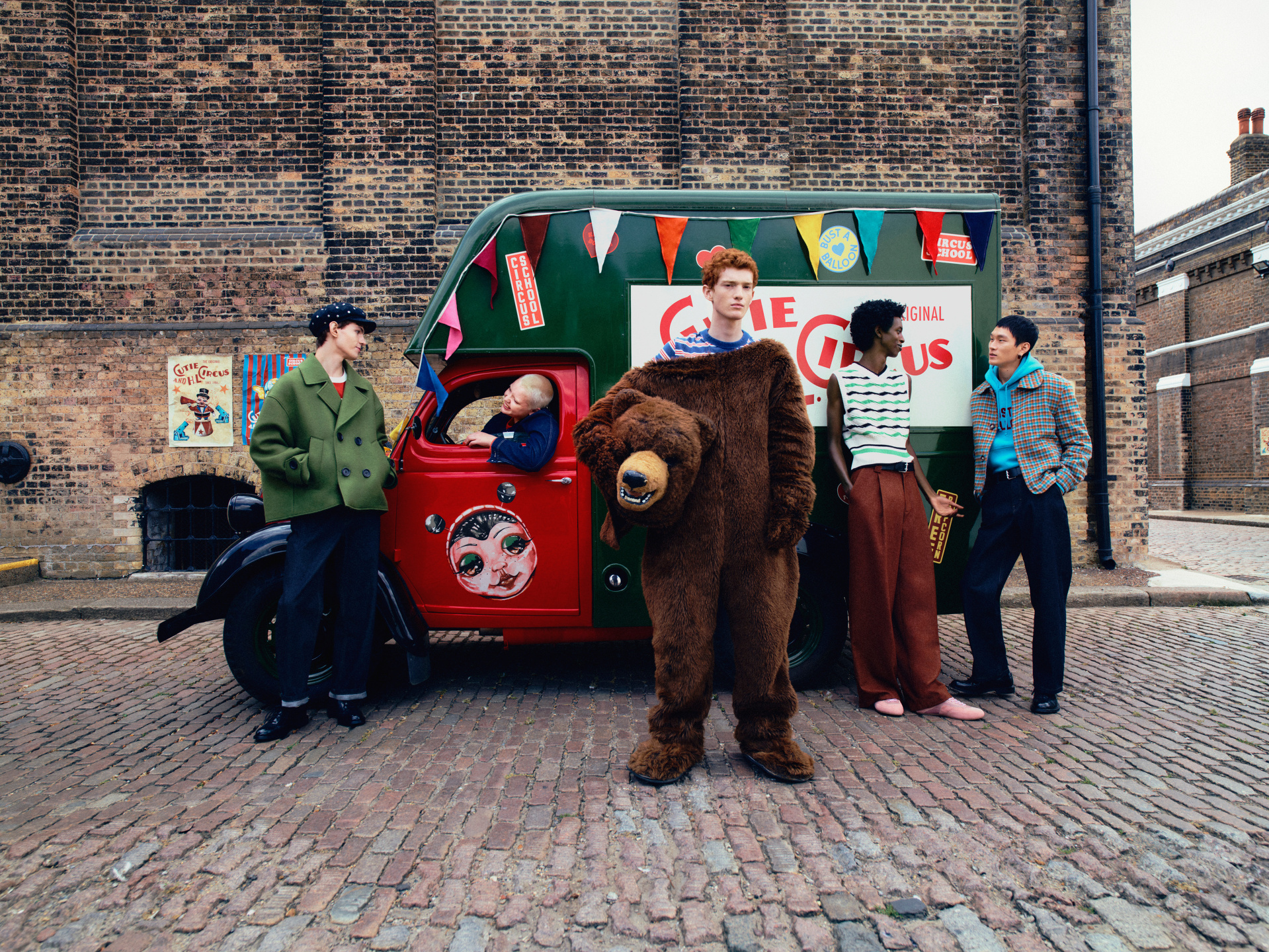 Samuel Bradley, Harry Lambert × Zara