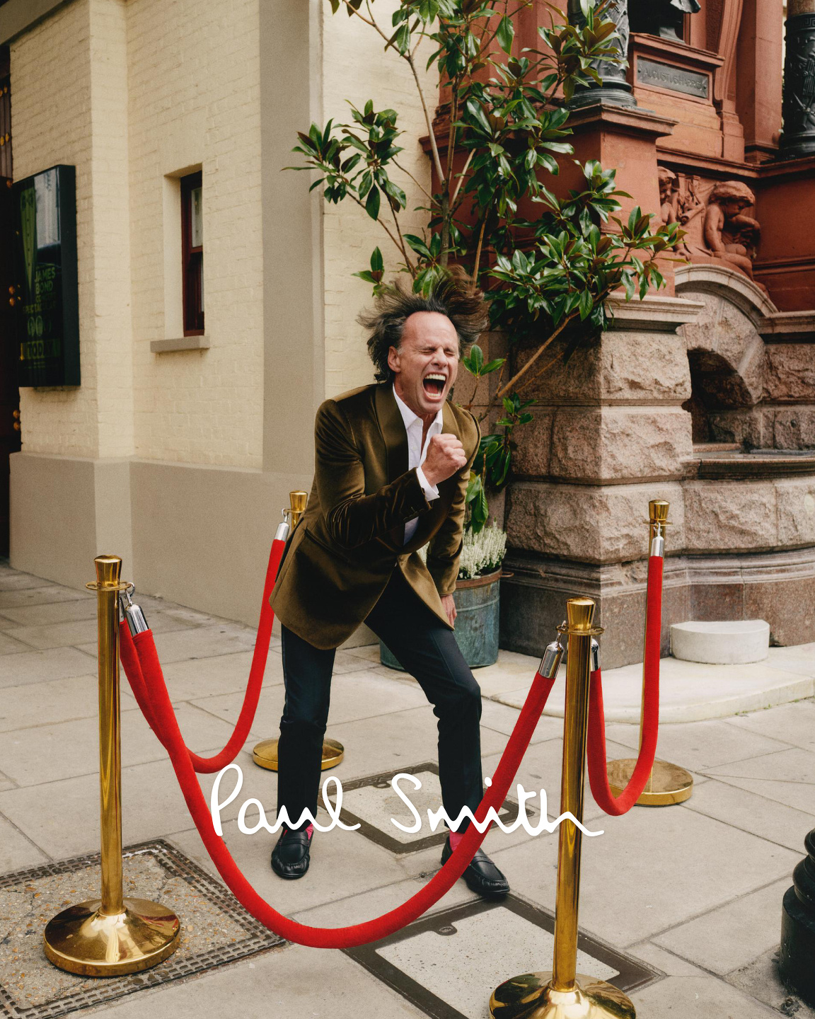 Samuel Bradley, Paul Smith ft Walton Goggins