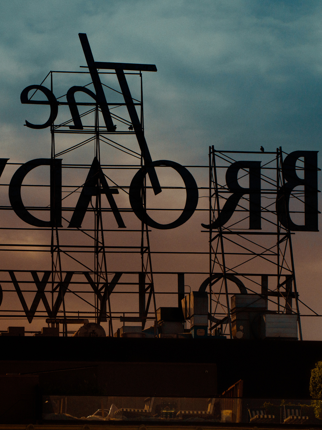 Mark Mahaney, M Le Monde, The Death of the Golden Age of Hollywood