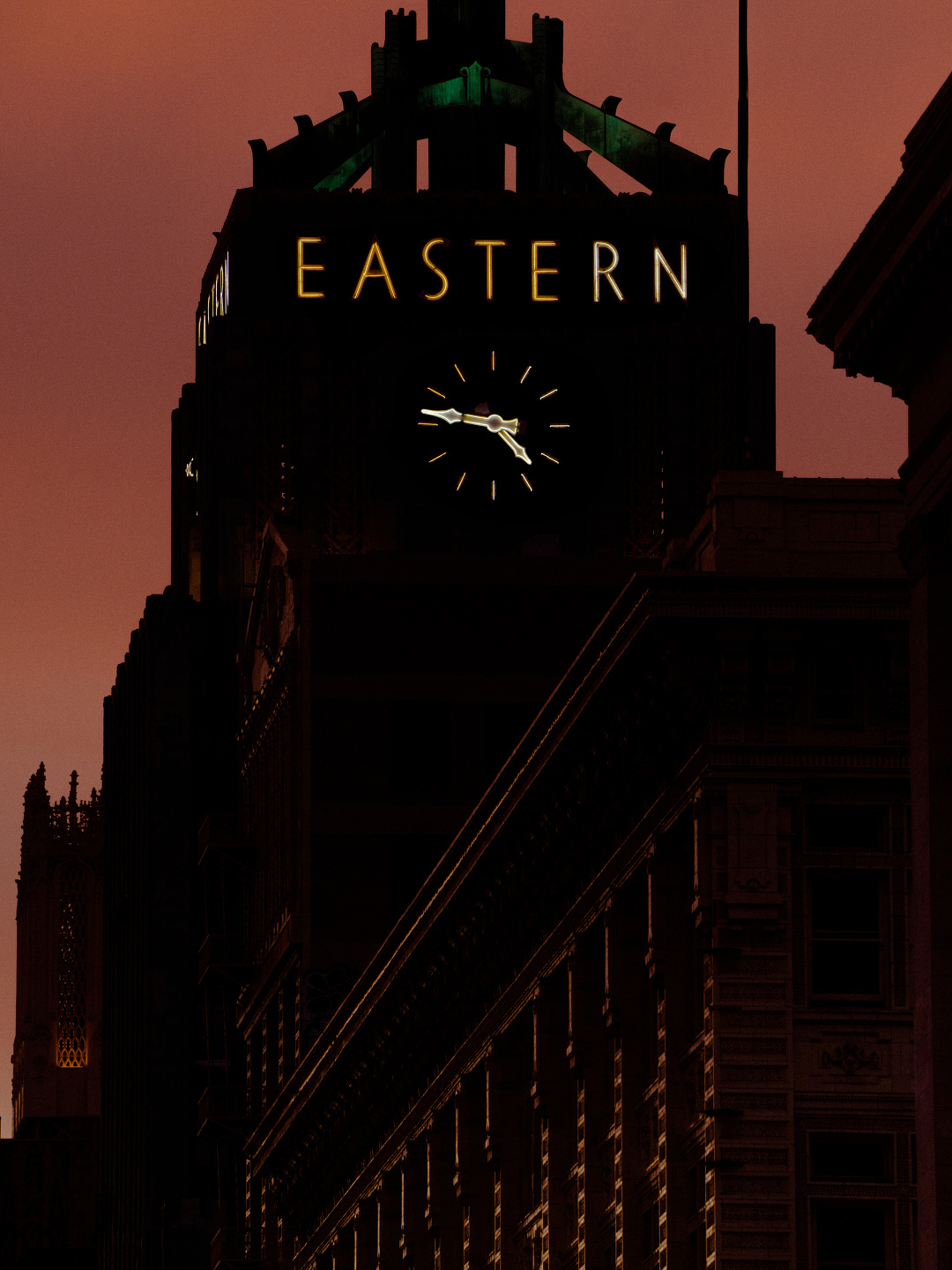 Mark Mahaney, M Le Monde, The Death of the Golden Age of Hollywood