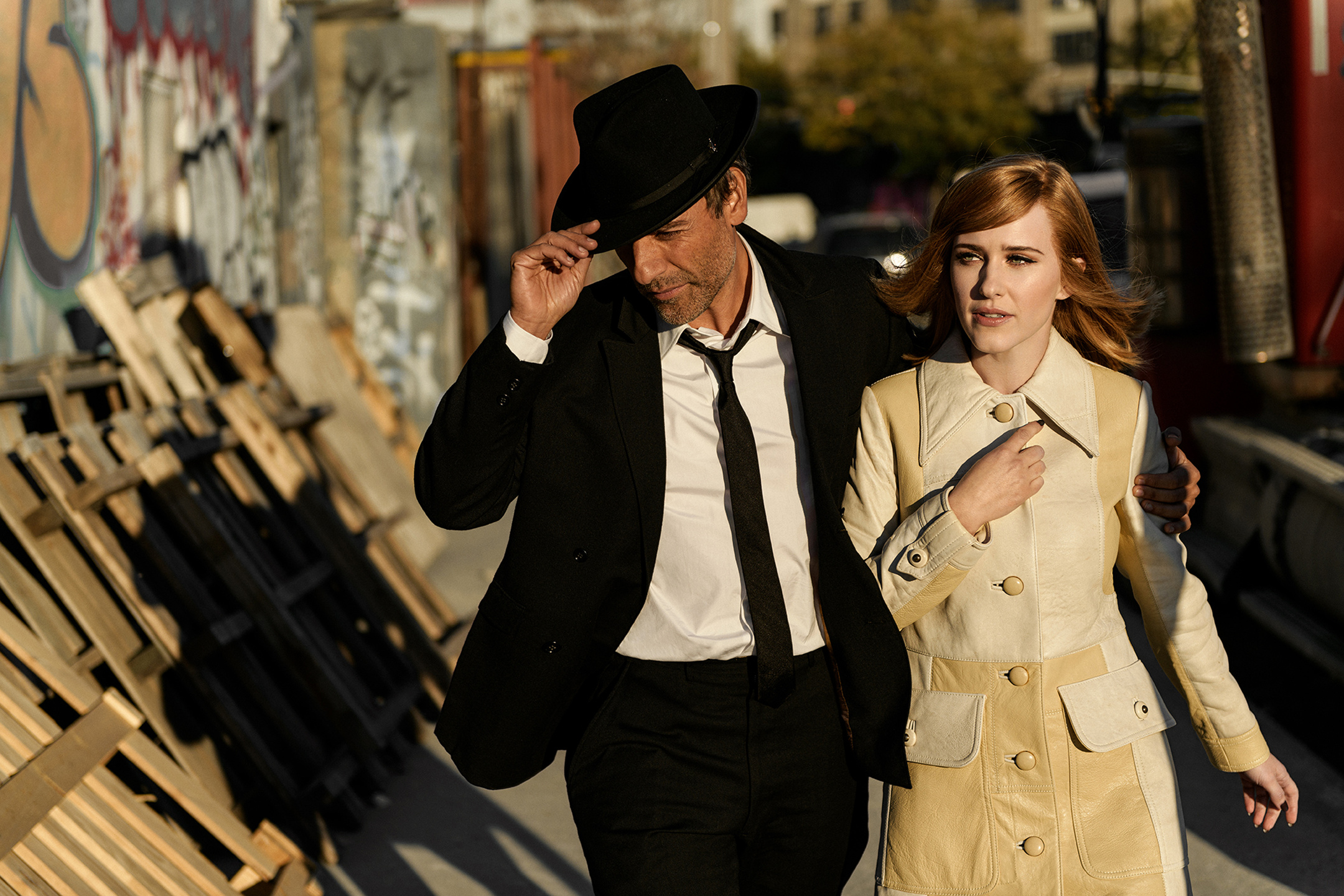 Oscar Isaac and Rachel Brosnahan