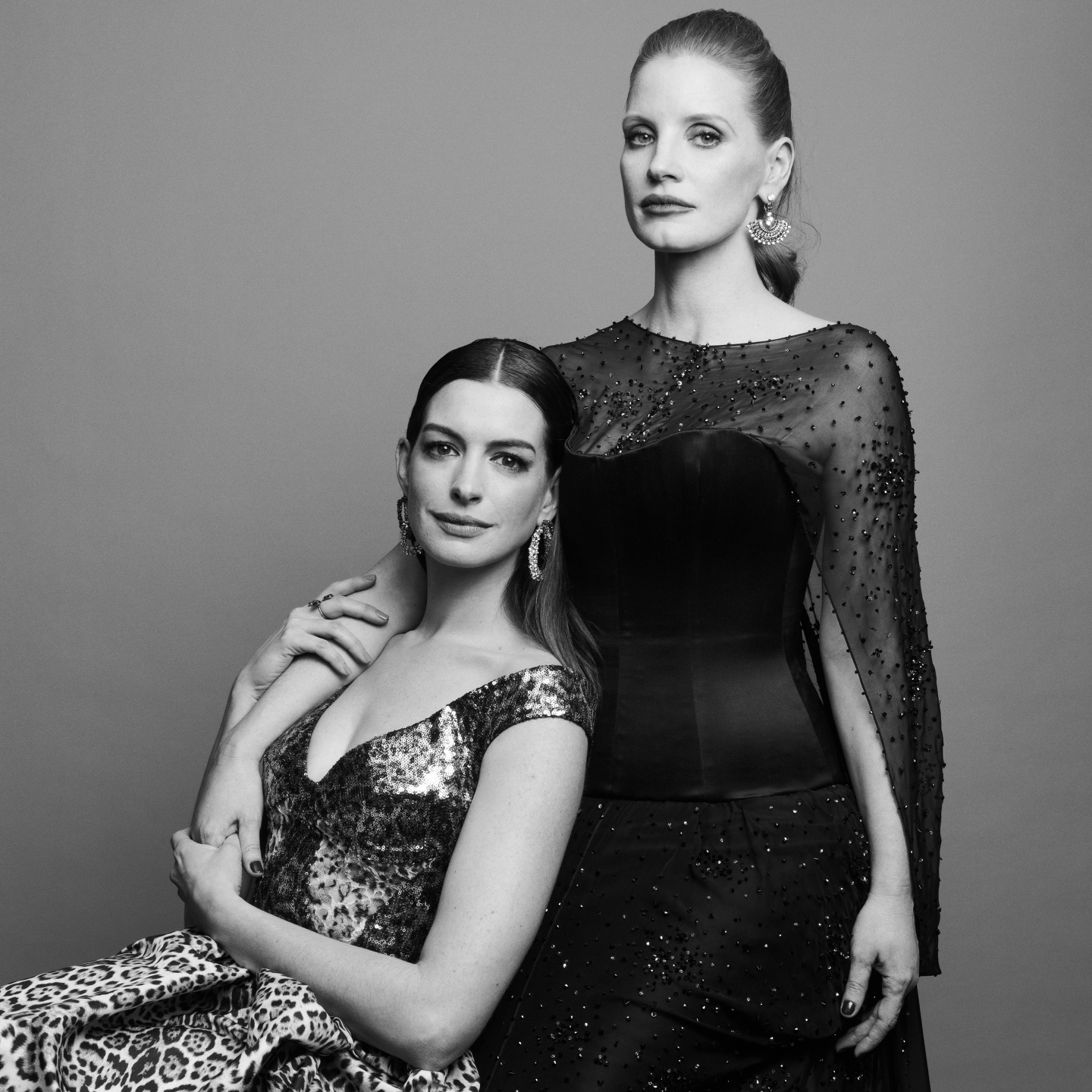 Anne Hathaway & Jessica Chastain