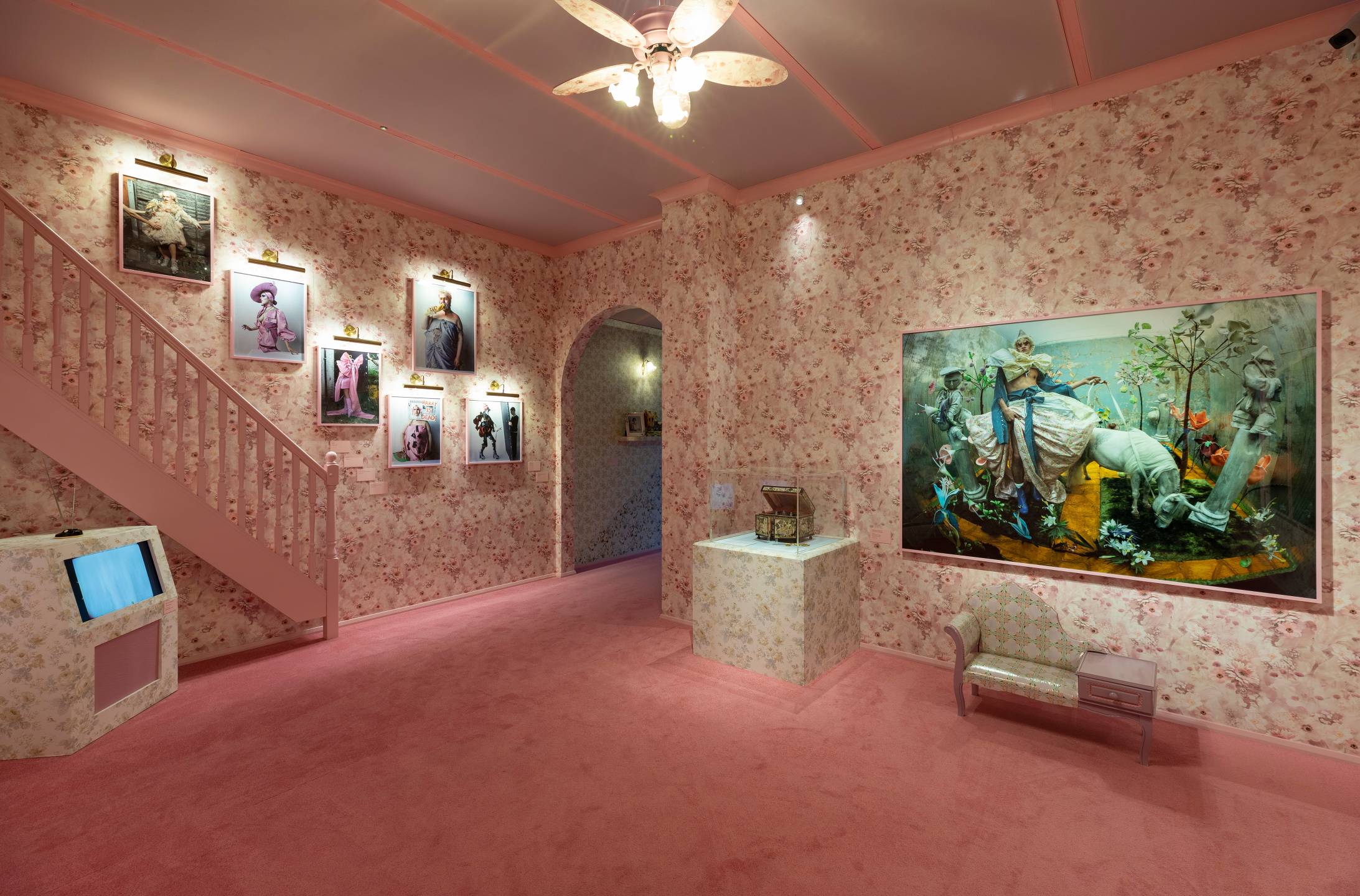 V&A - Tim Walker 'Wonderful Things' Exhibition