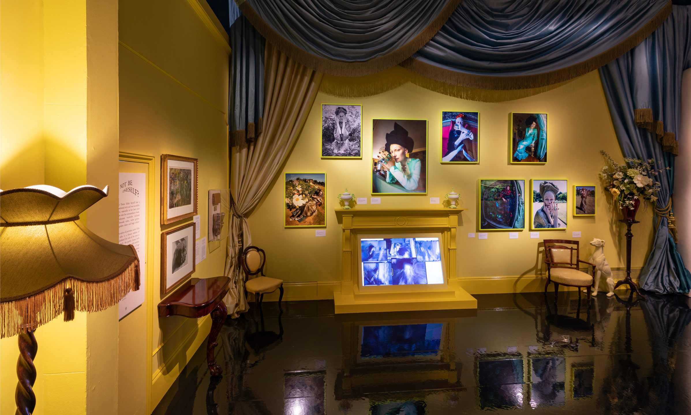 V&A - Tim Walker 'Wonderful Things' Exhibition