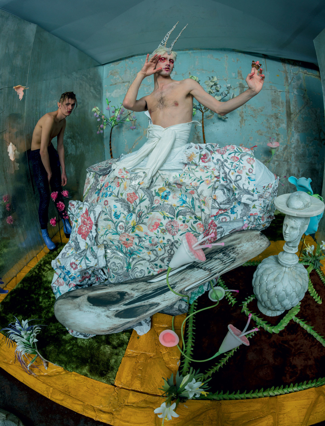 V&A - Tim Walker 'Wonderful Things' Exhibition