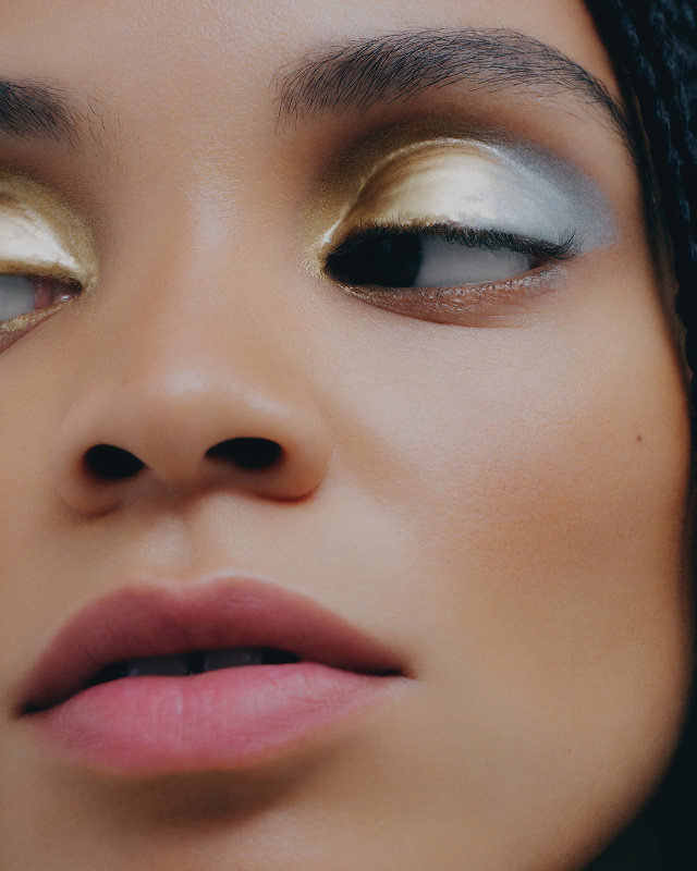 5’ ELEVEN’’ x Chanel