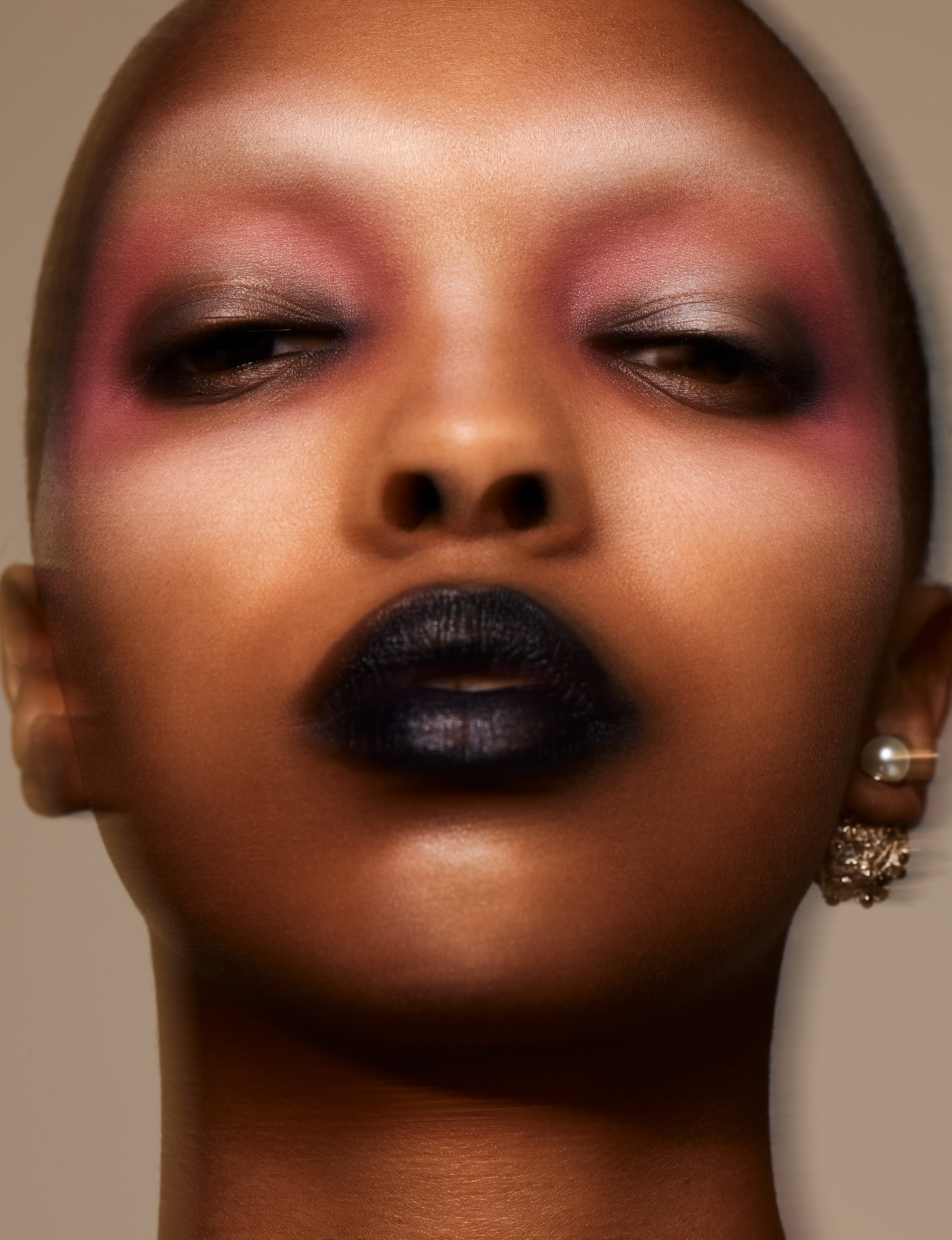 i-D