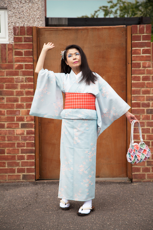 Akemi’s 100 Kimonos